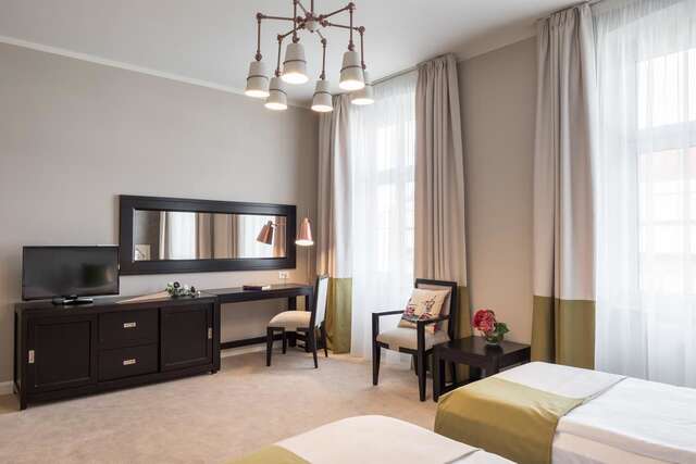 Отель Residence Hirscher Брашов-25